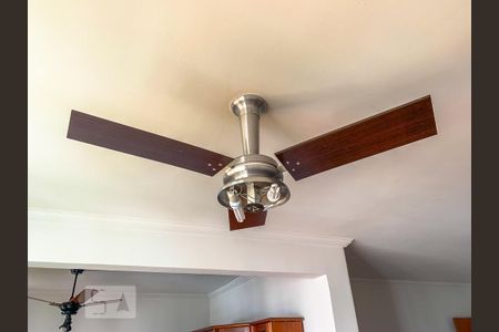 Sala de apartamento para alugar com 2 quartos, 115m² em Cambuí, Campinas