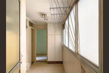 Apartamento para alugar com 115m², 2 quartos e 1 vagaÁrea de Serviço