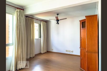 Sala de apartamento para alugar com 2 quartos, 115m² em Cambuí, Campinas