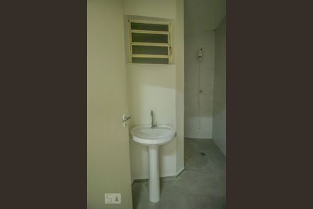 Casa para alugar com 70m², 1 quarto e sem vaga Casa para alugar com 70m², 1 quarto e sem vagaBanheiro da Suíte