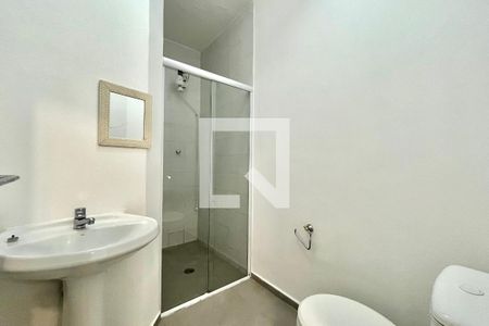 Banheiro da Suíte 1 de casa para alugar com 2 quartos, 80m² em Vila Clementino, São Paulo