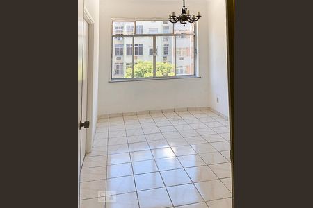 Sala de apartamento para alugar com 3 quartos, 114m² em Rio Comprido, Rio de Janeiro