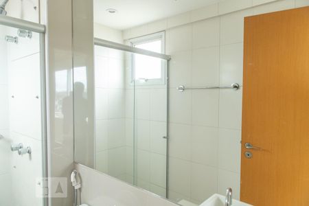 Apartamento para alugar com 100m², 2 quartos e 2 vagasespelho banho suite