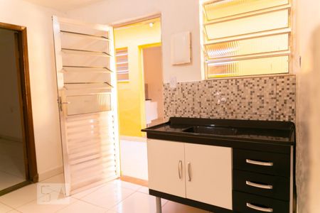 Cozinha/Área de Serviço de casa para alugar com 1 quarto, 18m² em Sacomã, São Paulo