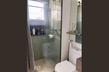 Apartamento à venda com 70m², 1 quarto e 2 vagas Apartamento à venda com 70m², 1 quarto e 2 vagasBanheiro 1