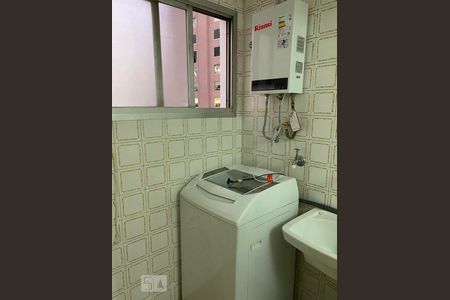 Area Serviço de apartamento para alugar com 1 quarto, 45m² em Bela Vista, São Paulo