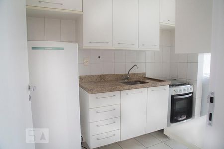 Cozinha de apartamento à venda com 1 quarto, 40m² em Vila Pompéia, São Paulo