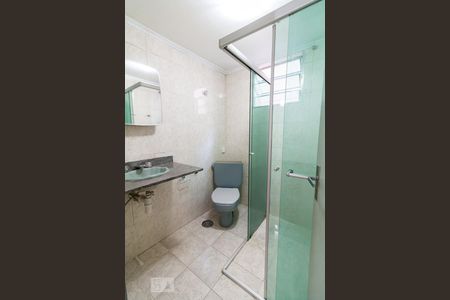 Banheiro de apartamento à venda com 2 quartos, 76m² em Jardim Guarulhos, Guarulhos