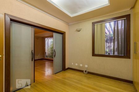 Casa à venda com 5 quartos, 780m² em Palmares, Belo Horizonte
