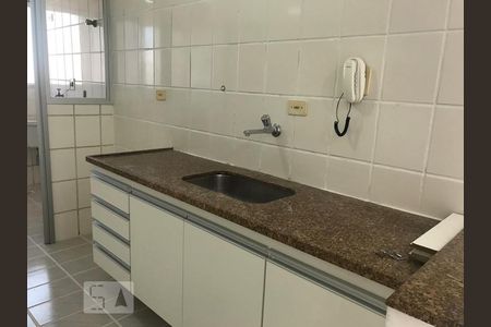 Apartamento à venda com 70m², 3 quartos e 2 vagasCozinha