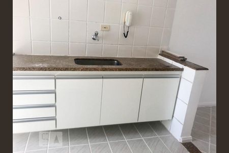 Apartamento à venda com 70m², 3 quartos e 2 vagasCozinha
