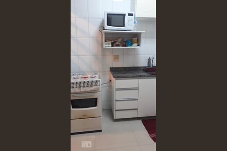 Cozinha de apartamento para alugar com 3 quartos, 102m² em Estoril, Belo Horizonte