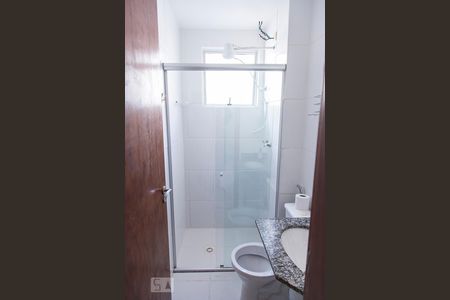 Apartamento à venda com 80m², 2 quartos e 2 vagas Apartamento à venda com 80m², 2 quartos e 2 vagasBanheiro