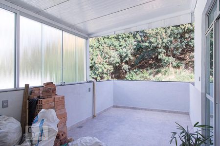 Apartamento à venda com 80m², 2 quartos e 2 vagas Apartamento à venda com 80m², 2 quartos e 2 vagasCobertura