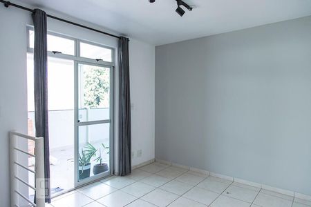 Apartamento à venda com 80m², 2 quartos e 2 vagas Apartamento à venda com 80m², 2 quartos e 2 vagasSala de Estar
