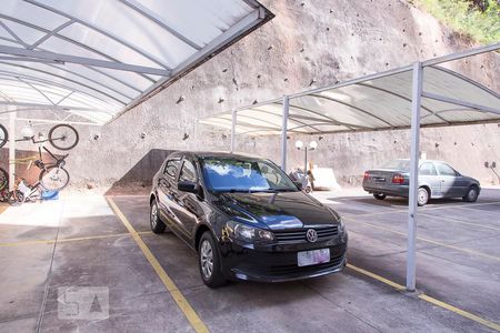 Apartamento à venda com 80m², 2 quartos e 2 vagas Apartamento à venda com 80m², 2 quartos e 2 vagasGaragem