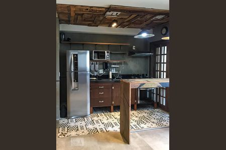Cozinha de apartamento para alugar com 1 quarto, 55m² em Vila Olímpia, São Paulo