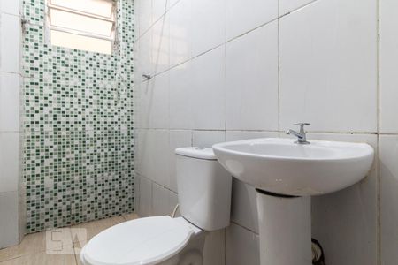 Casa à venda com 350m², 8 quartos e 4 vagasBanheiro do quarto 2