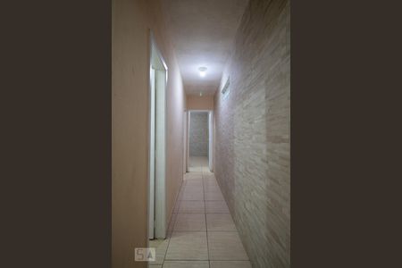 Casa à venda com 350m², 8 quartos e 4 vagasCorredor