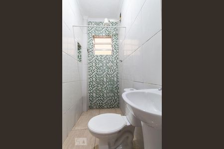 Casa à venda com 350m², 8 quartos e 4 vagasBanheiro do quarto 2