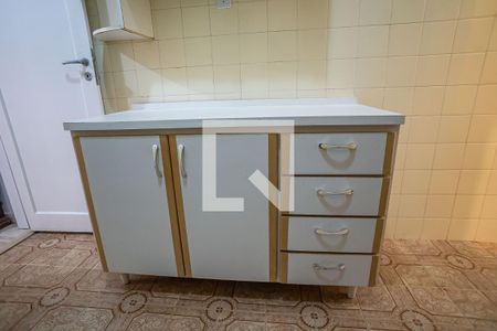Apartamento para alugar com 86m², 2 quartos e sem vaga Apartamento para alugar com 86m², 2 quartos e sem vagaCozinha - Armários