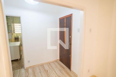 Apartamento para alugar com 86m², 2 quartos e sem vaga Apartamento para alugar com 86m², 2 quartos e sem vagaHall de entrada