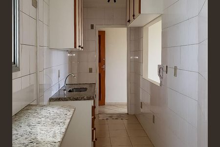 Apartamento à venda com 85m², 1 quarto e 2 vagasCozinha