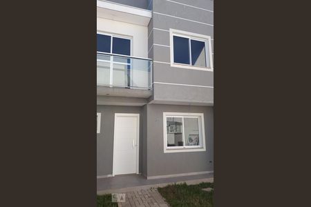 Casa para alugar com 96m², 3 quartos e 2 vagasFachada