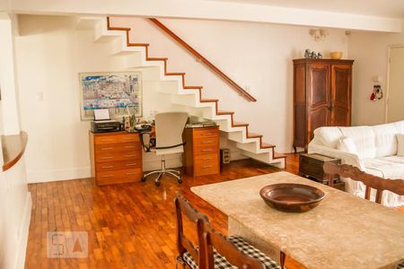 Sala de casa para alugar com 3 quartos, 146m² em Jardim das Acácias, São Paulo