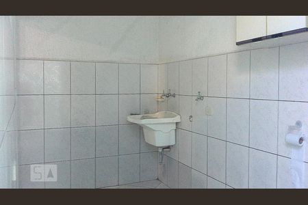 Casa à venda com 140m², 3 quartos e 2 vagasÁrea de Serviço