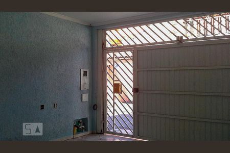 Casa à venda com 140m², 3 quartos e 2 vagasGaragem