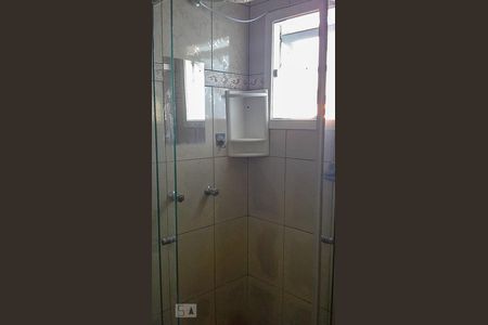 Casa à venda com 140m², 3 quartos e 2 vagasBanheiro