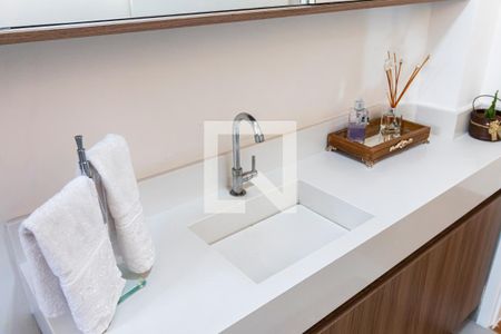 Apartamento para alugar com 83m², 2 quartos e sem vagaBanheiro