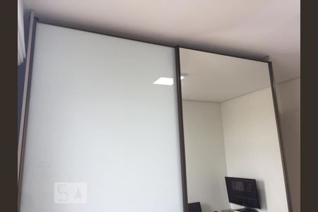 Armario do Quarto de apartamento à venda com 2 quartos, 70m² em Setor Bueno, Goiânia