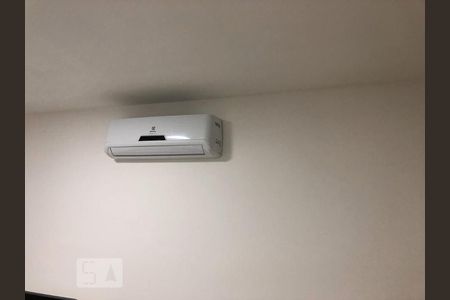 Ar condicionado de apartamento para alugar com 2 quartos, 70m² em Setor Bueno, Goiânia