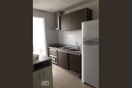 Cozinha de apartamento para alugar com 2 quartos, 70m² em Setor Bueno, Goiânia
