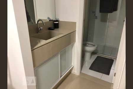 Banheiro de apartamento para alugar com 2 quartos, 70m² em Setor Bueno, Goiânia