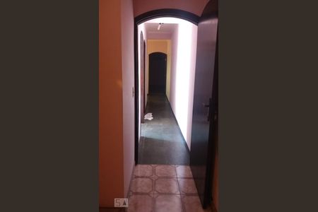 Corredor andar superior de casa para alugar com 3 quartos, 140m² em Santa Maria, São Caetano do Sul