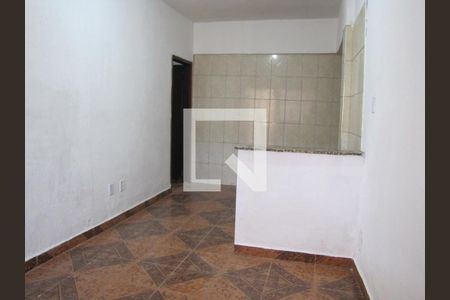 Sala de casa para alugar com 2 quartos, 60m² em Vila Paranaguá, São Paulo