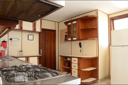 Apartamento à venda com 210m², 4 quartos e 3 vagasCozinha