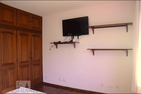 Apartamento à venda com 210m², 4 quartos e 3 vagasQuarto - 01