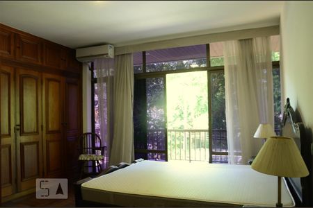 Apartamento à venda com 210m², 4 quartos e 3 vagasQuarto 03 - Suíte