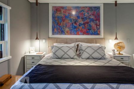 Apartamento para alugar com 130m², 3 quartos e 1 vaga Apartamento para alugar com 130m², 3 quartos e 1 vagaSuíte