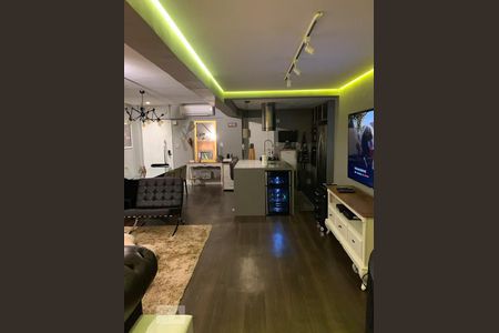 Apartamento para alugar com 130m², 3 quartos e 1 vaga Apartamento para alugar com 130m², 3 quartos e 1 vagaSala