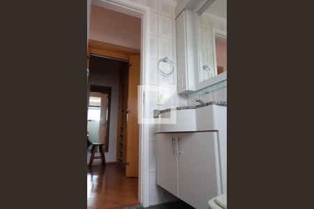 Apartamento à venda com 84m², 3 quartos e 2 vagasBanheiro da Suíte