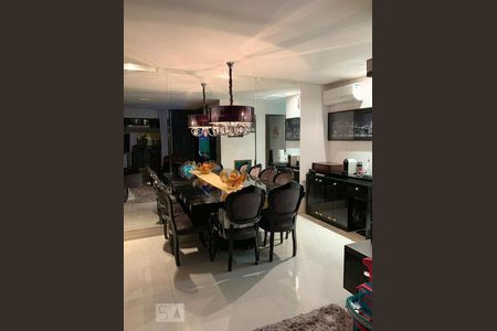 Apartamento à venda com 83m², 3 quartos e 2 vagasSala