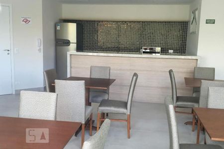 Apartamento à venda com 56m², 2 quartos e sem vagaÁrea comum