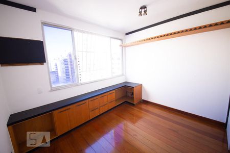 Quarto 1 de apartamento para alugar com 2 quartos, 80m² em Ingá, Niterói