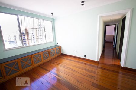 Sala de apartamento para alugar com 2 quartos, 80m² em Ingá, Niterói