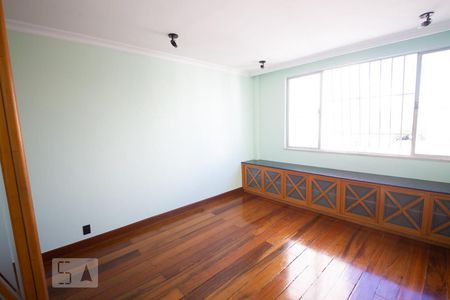 Sala de apartamento para alugar com 2 quartos, 80m² em Ingá, Niterói